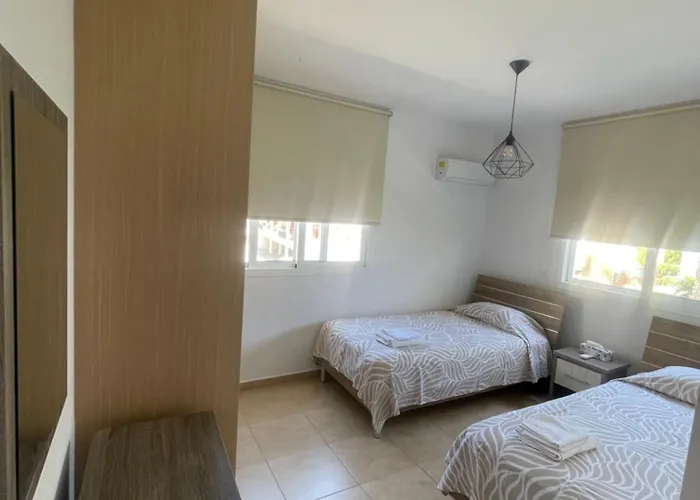 Mythical Sands - Maria